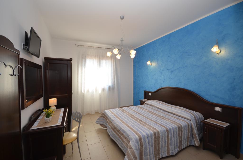 Baia Santa Margherita B&B Castelluzzo Cameră foto